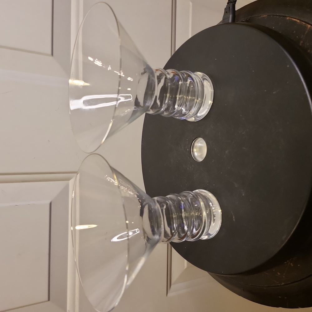 Two RIEDEL O Art Deco Style Hollow Stem Elegant Martini Glasses